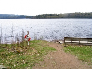 Bo i Sm&aring;land lige ned til s&oslash;en