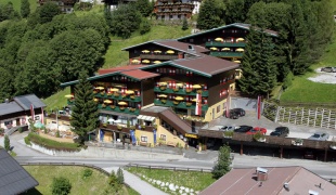 Sommerferie p&aring; Clubhotel Sonnalp i Hinterglemm