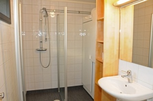 R&ouml;da byn 8 personer