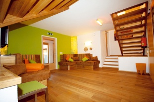 Opholdsrum p&aring; 1. etage i Chalet Filzmoos
