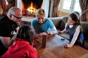 Familiehygge i hytten