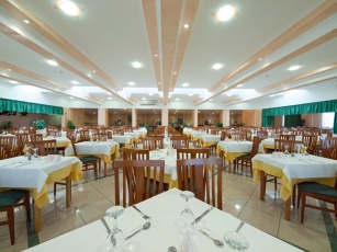 Restaurant p&aring; hotellet