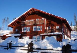 Bj&ouml;rnidet 2 med beliggenhed ved Sydbacken i Fj&auml;llbyn, Idre Fj&auml;ll
